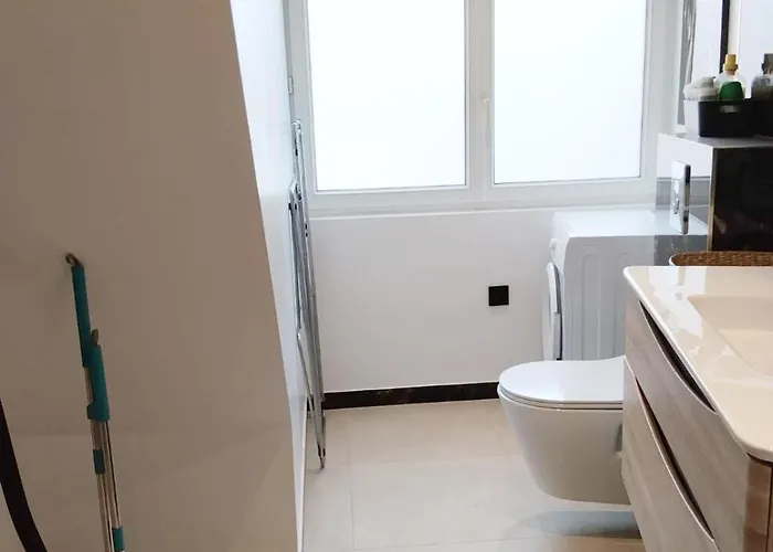 Apartment Les Cigognes De - Centre & Garage Velo